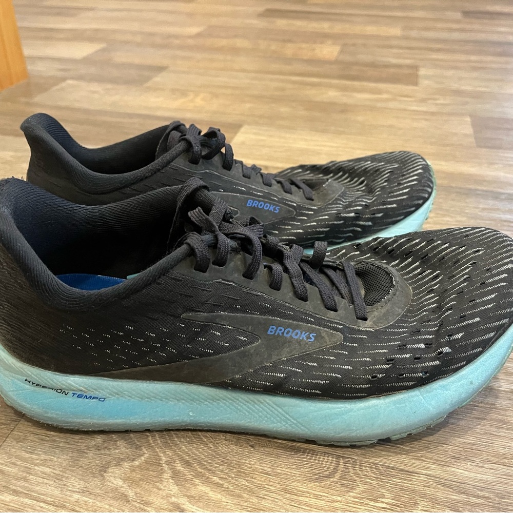 Brooks Women’s Hyperion Tempo